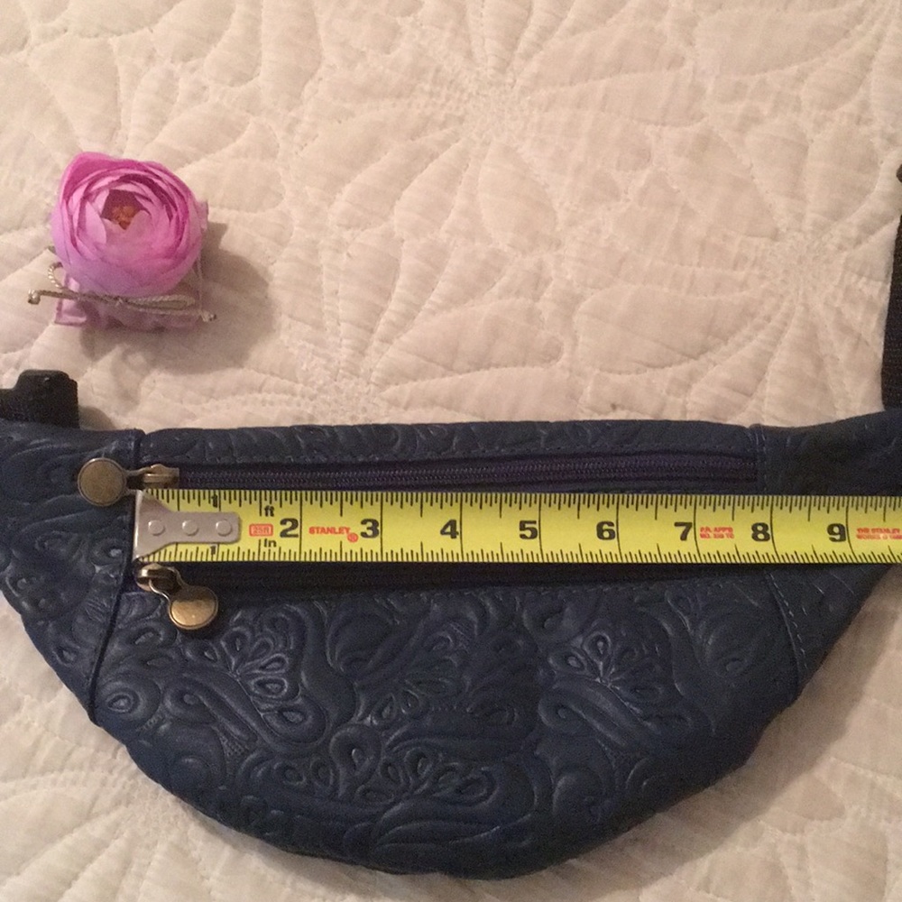 Blue Italian leather belt bag. New💙 - Picture 4 of 6